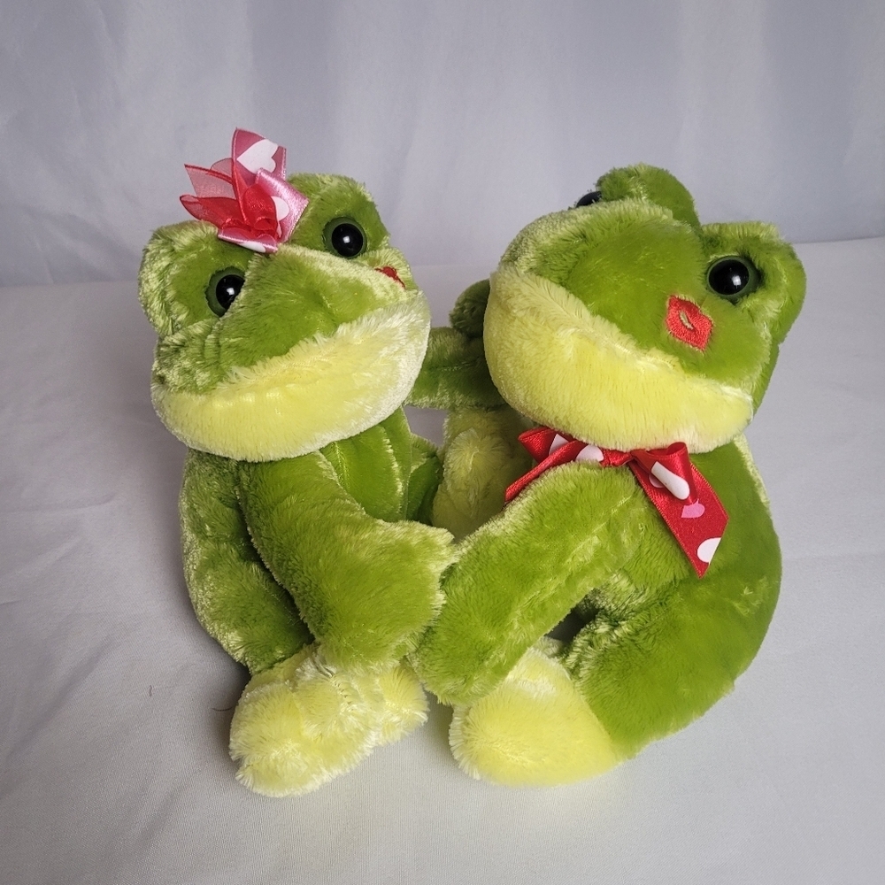 DanDee Plush Frog Couple Boy&Girl Kiss Lips 8" Valentine's Day